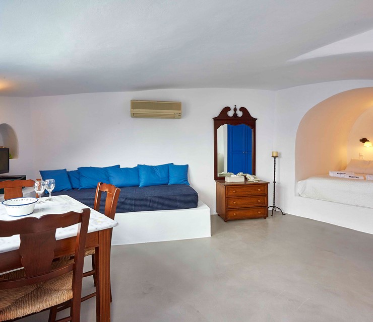 Esperas Santorini Hotel